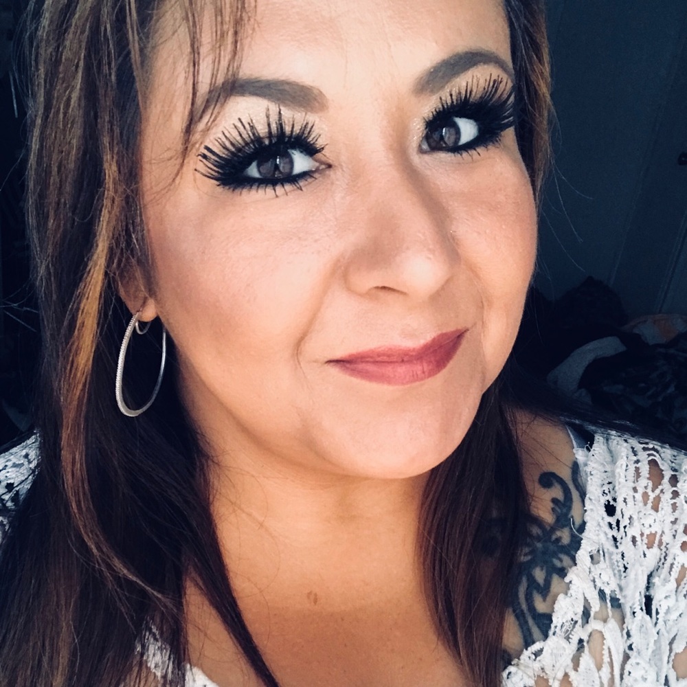 Meet your Posher, Angela V.